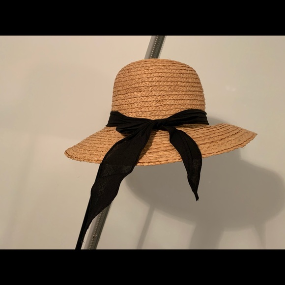 Sunhat - Available until Nov 15 - Picture 1 of 1